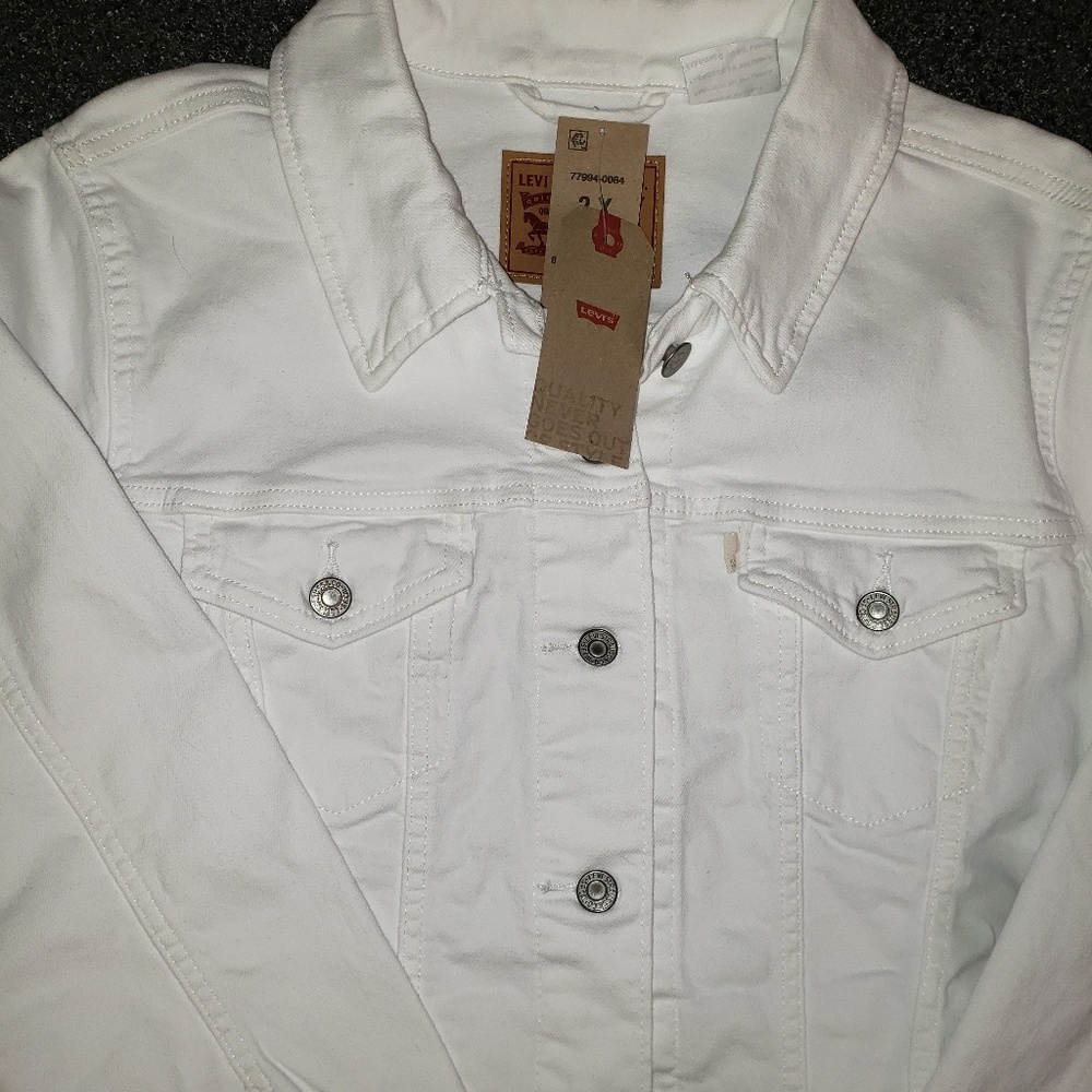 Levis Brilliant White Curvy Plus Size Jean Jacket